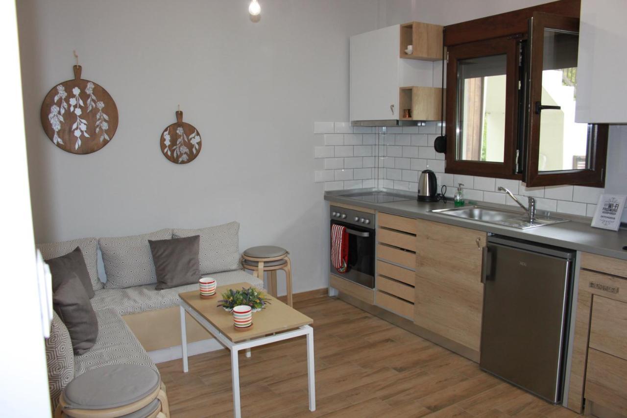 House Ekton Aparthotel Pefkari Exteriör bild